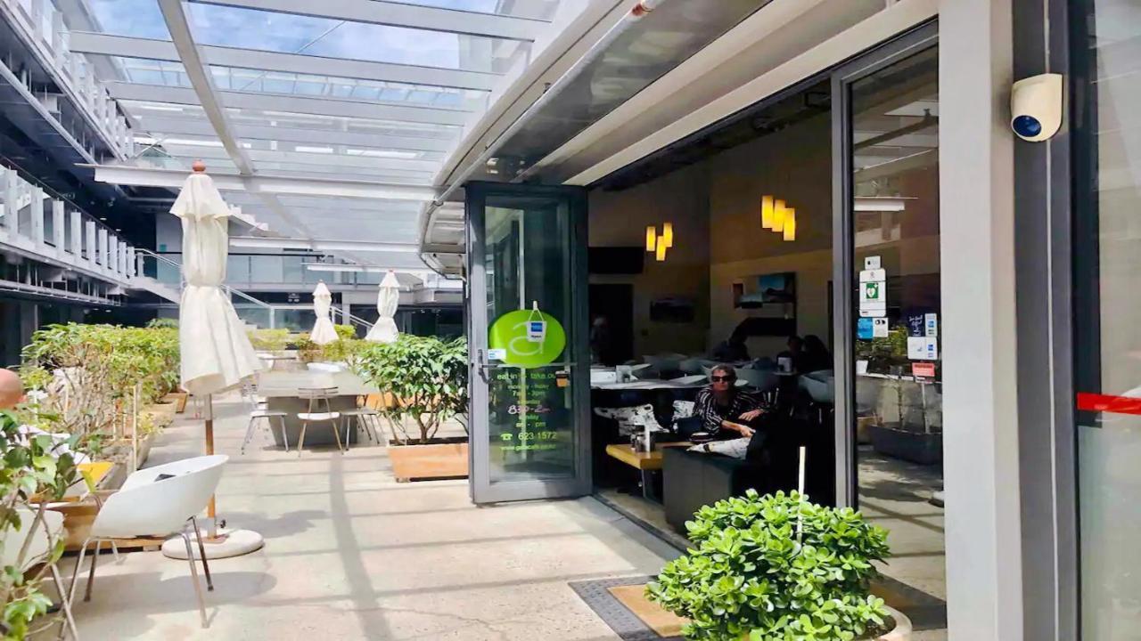 City Fringe Apartment With Sky Tower And City Views 오클랜드 외부 사진