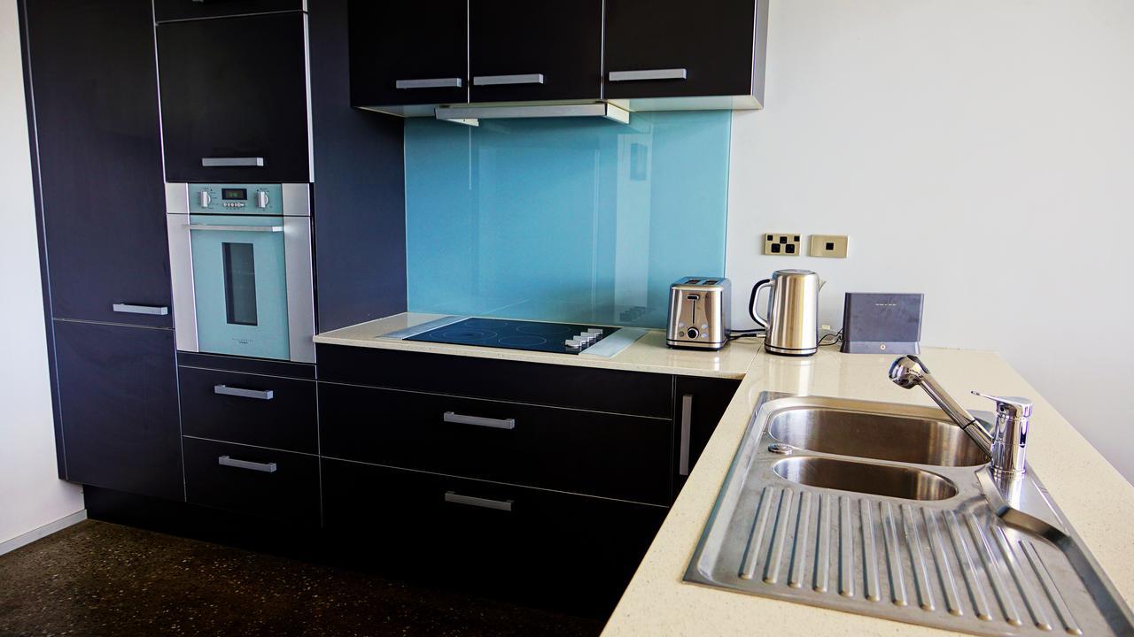 City Fringe Apartment With Sky Tower And City Views 오클랜드 외부 사진