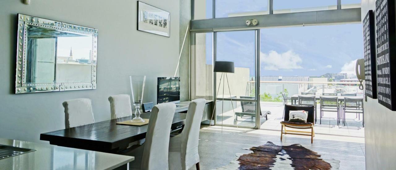 City Fringe Apartment With Sky Tower And City Views 오클랜드 외부 사진